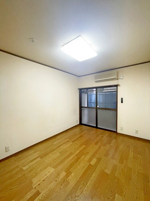 物件内観写真12　(居室)