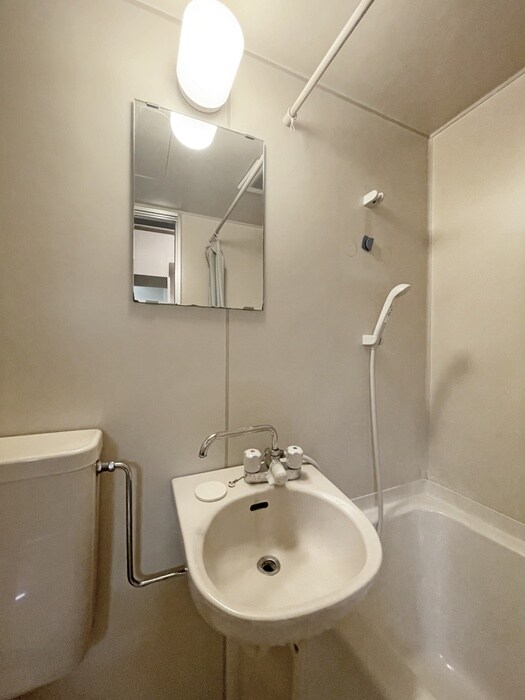 物件内観写真13　(洗面)