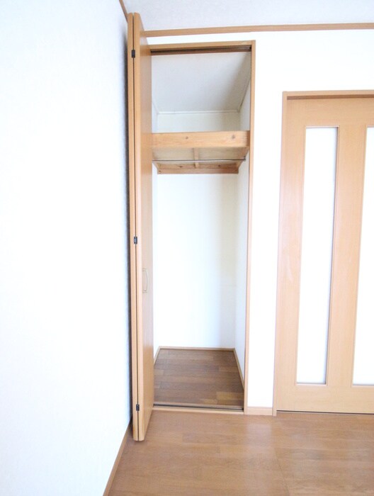 物件内観写真14　(収納)