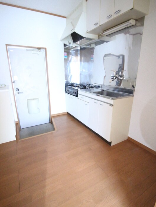 物件内観写真16　(廊下)