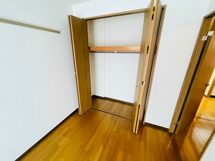 物件内観写真11　(収納)