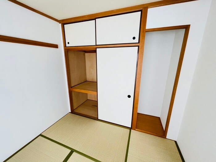 物件内観写真11　(収納)