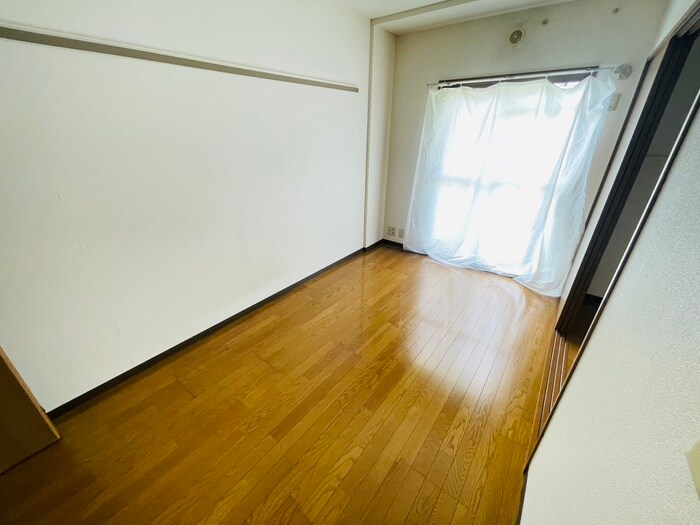 物件内観写真13　(居室)