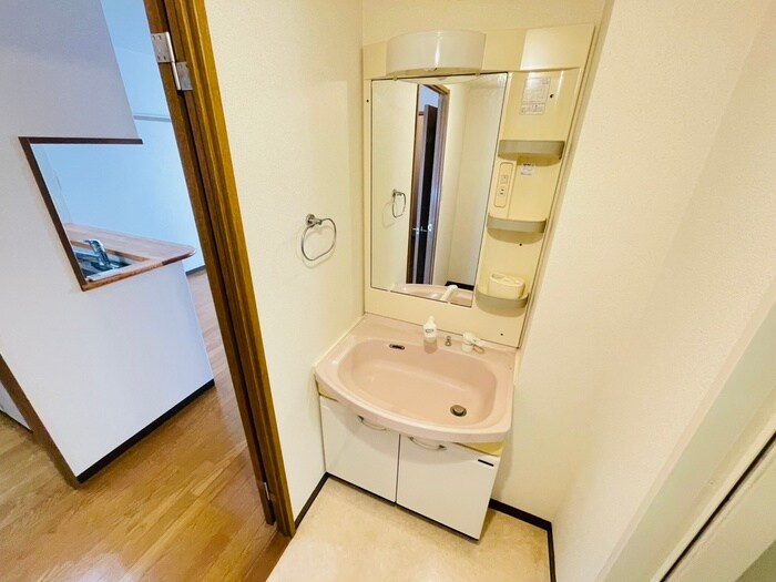 物件内観写真15　(洗面)