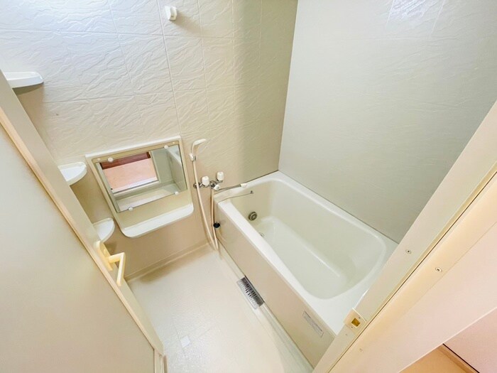 物件内観写真16　(バス／シャワールーム等)