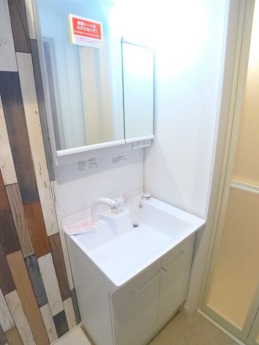 物件内観写真12　(洗面)