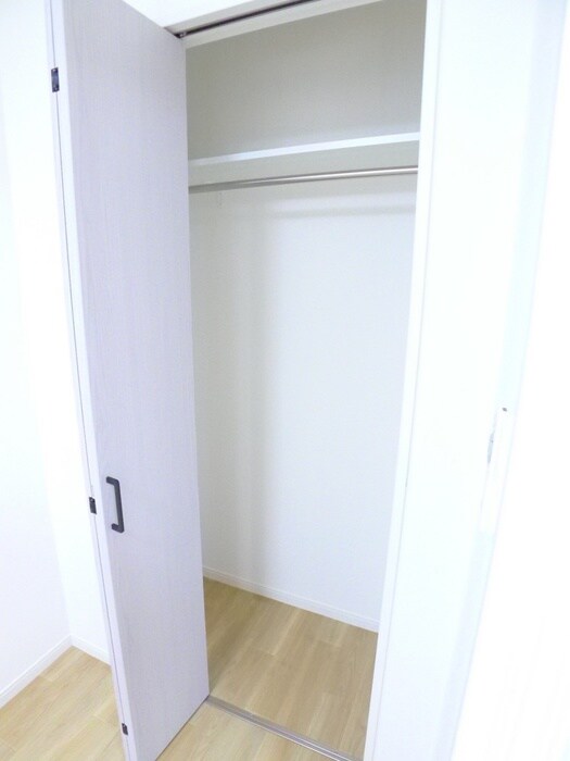 物件内観写真17　(収納)