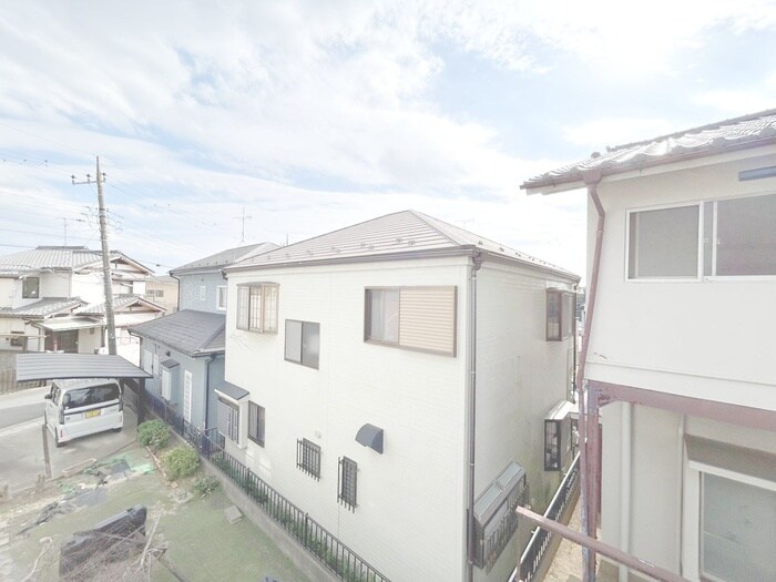 物件内観写真17　(室内からの展望)