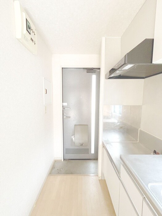 物件内観写真20　(廊下)