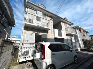 ロイヤルハイツ外観写真