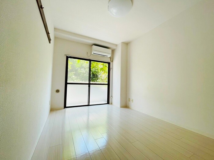 物件内観写真18　(居室)