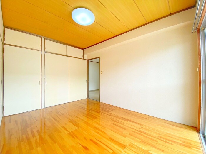 物件内観写真6　(居室)