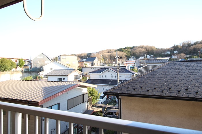 物件内観写真16　(室内からの展望)