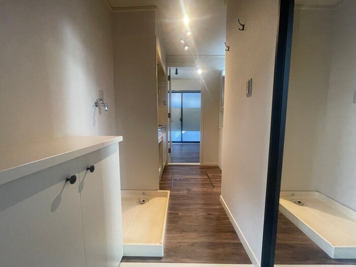物件内観写真17　(廊下)