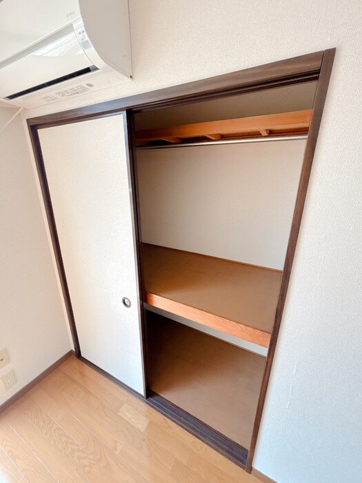 物件内観写真10　(収納)
