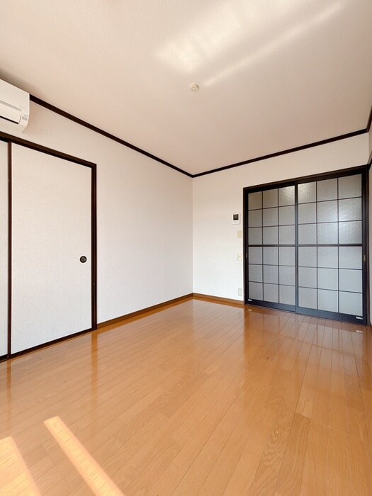 物件内観写真22　(居室)