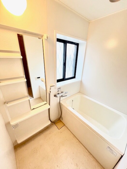 物件内観写真10　(バス／シャワールーム等)