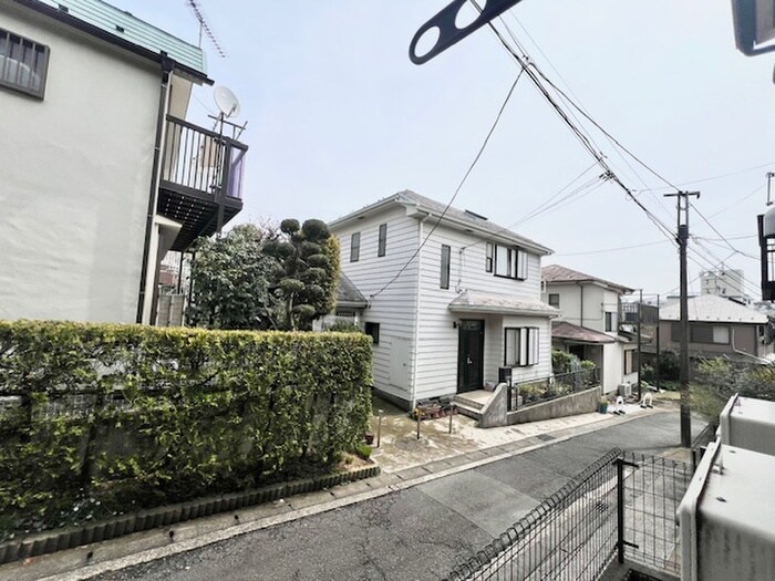 物件内観写真16　(室内からの展望)