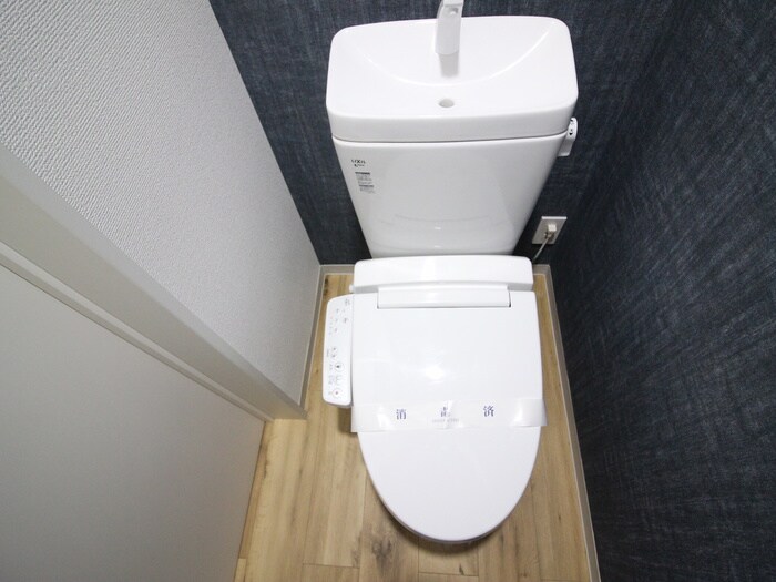 物件内観写真13　(トイレ)