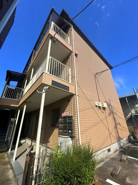 アーバンパレス宮田1外観写真