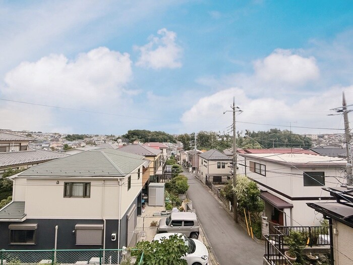 物件内観写真20　(室内からの展望)