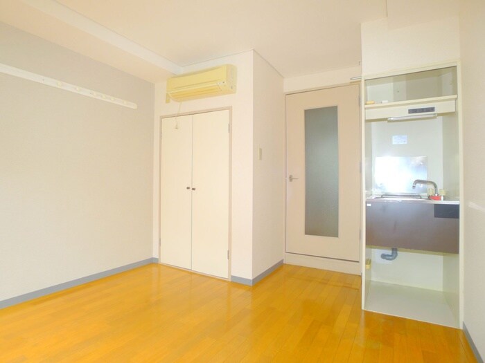 物件内観写真8　(居室)