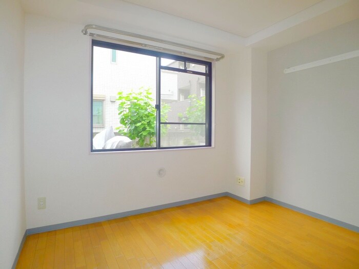 物件内観写真11　(居室)