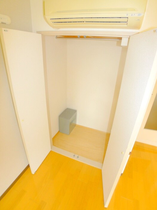 物件内観写真12　(収納)