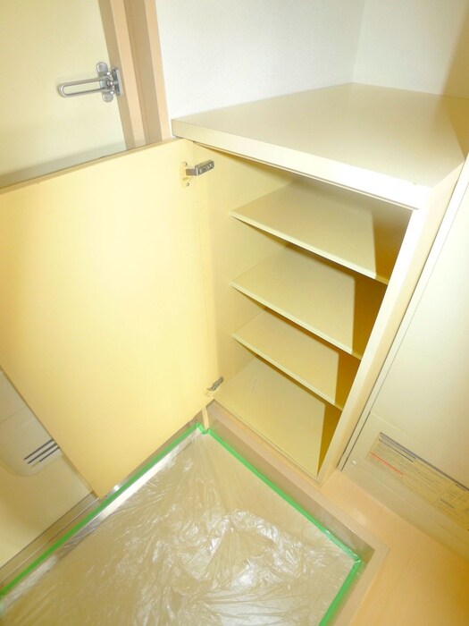物件内観写真17　(靴箱)