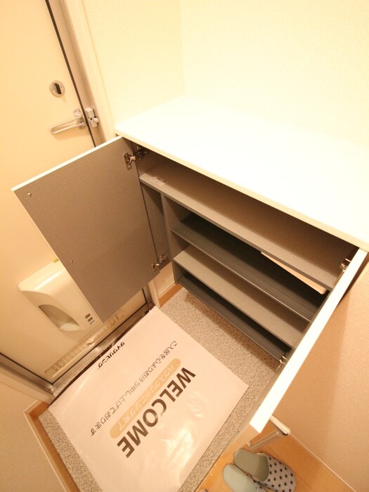 物件内観写真12　(靴箱)