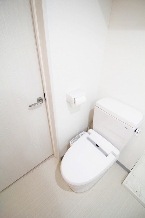 物件内観写真9　(トイレ)