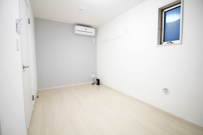 物件内観写真12　(居室)