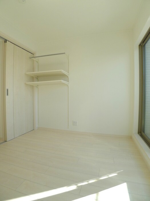 物件内観写真9　(居室)