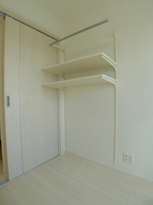 物件内観写真11　(収納)