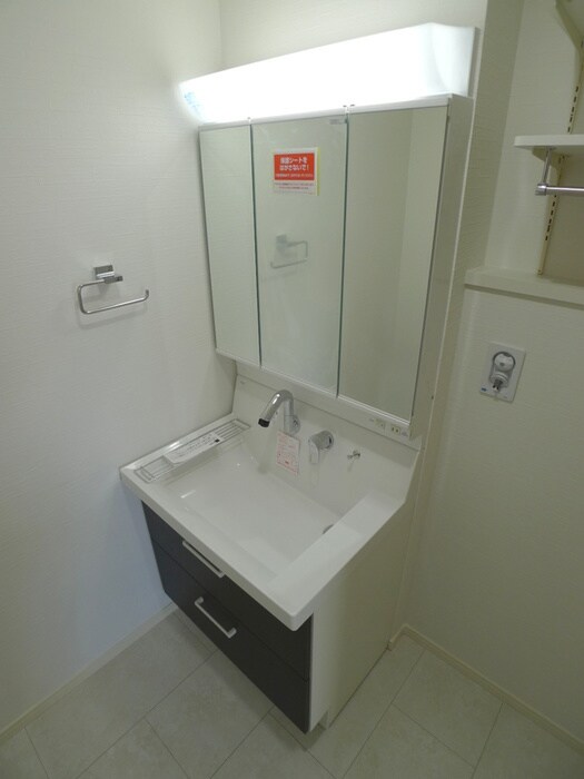 物件内観写真13　(洗面)