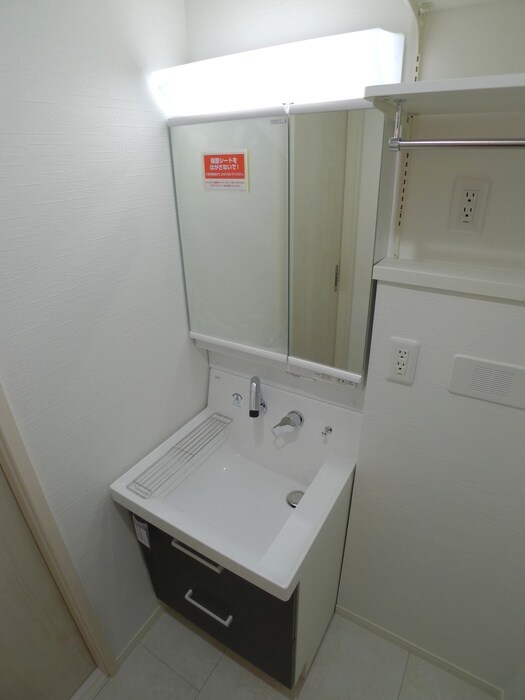 物件内観写真13　(洗面)