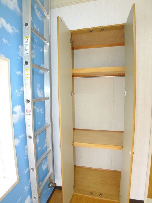 物件内観写真11　(収納)