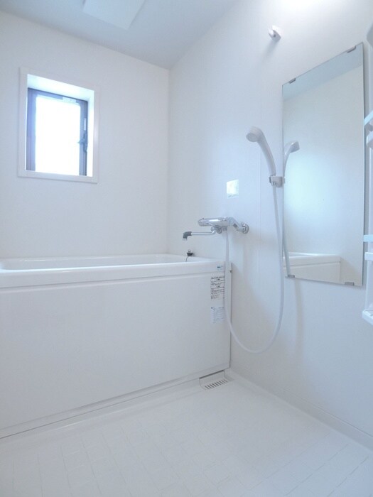 物件内観写真11　(バス／シャワールーム等)