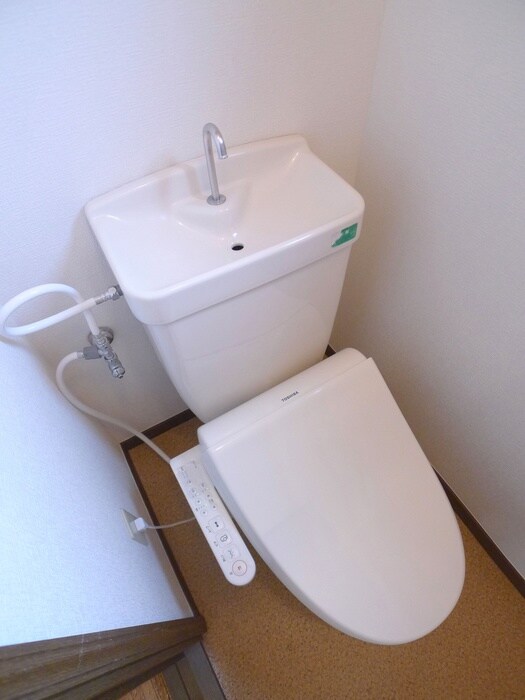 物件内観写真13　(トイレ)