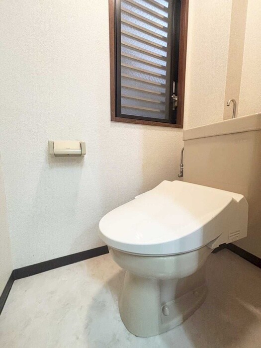 物件内観写真11　(トイレ)