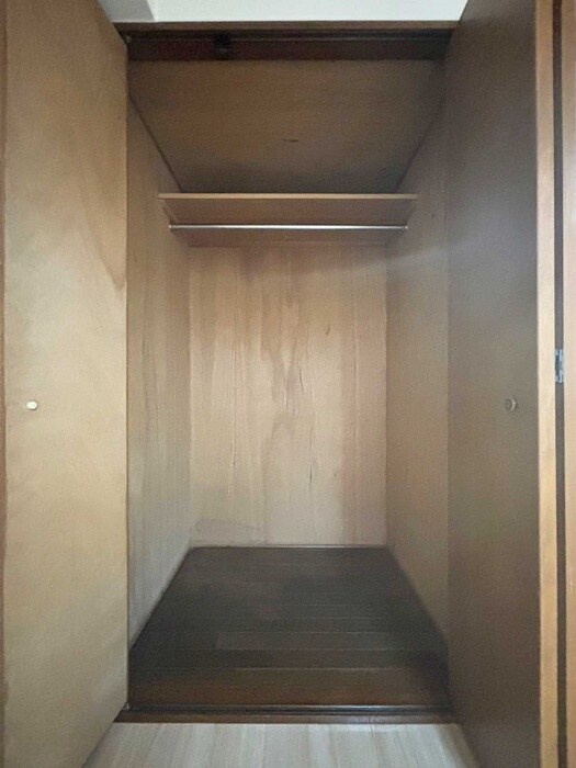 物件内観写真12　(玄関)