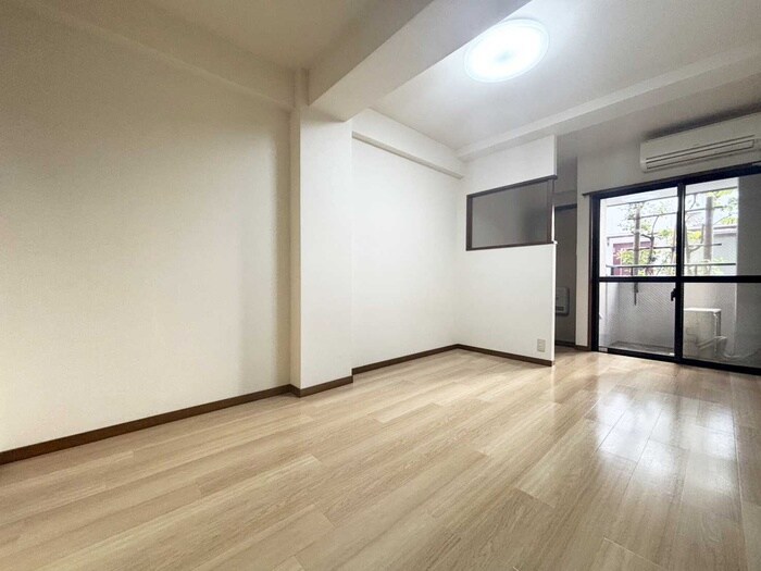 物件内観写真16　(居室)