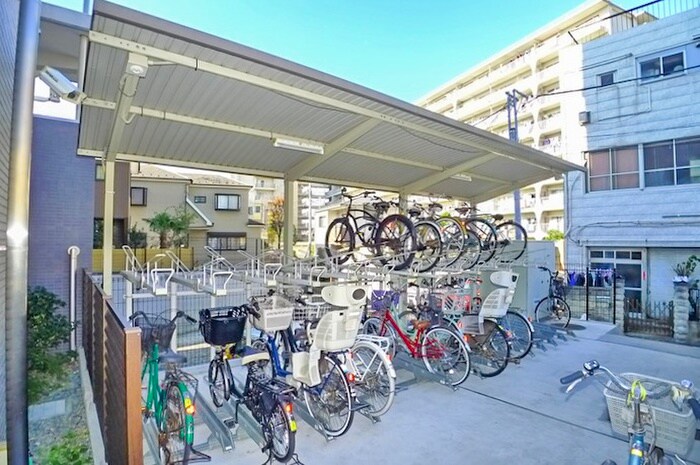 物件外観写真6　(駐輪場)