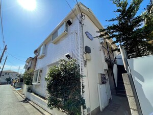 カーサアルぺジョーネＡ棟外観写真