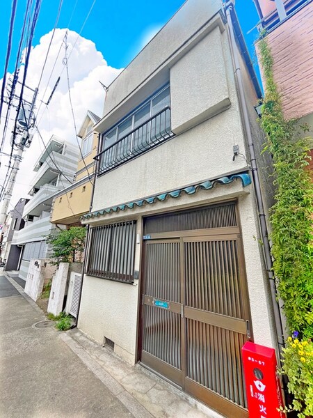 西が丘戸建外観写真