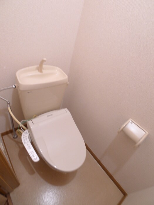 物件内観写真6　(トイレ)