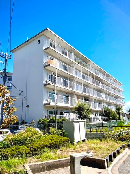 横浜保土ヶ谷ハイツ3号棟（203）外観写真