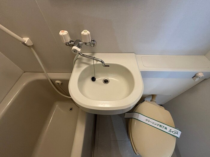 物件内観写真10　(洗面)