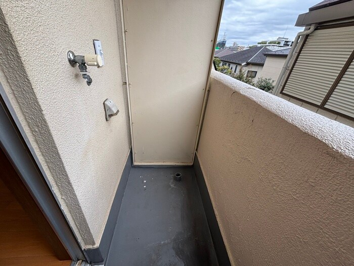 物件内観写真12　(洗濯機置場)