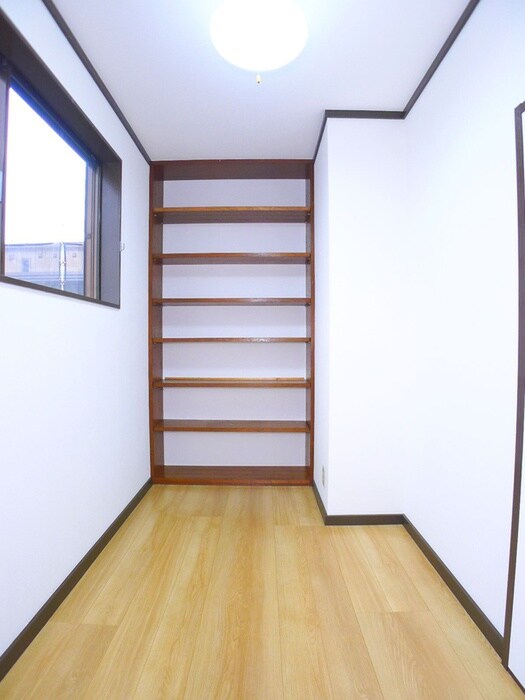 物件内観写真18　(内観写真)